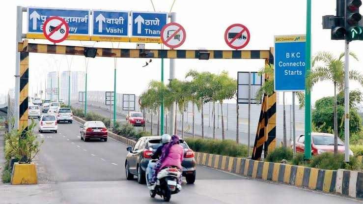 BKC Connector Bridge, Mumbai