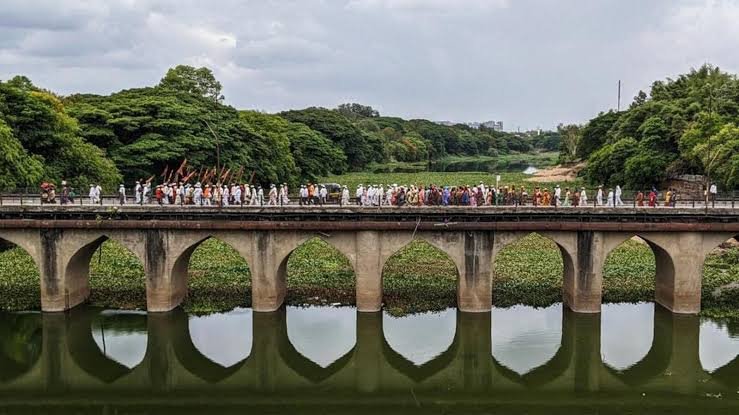Holkar Bridge, Pune