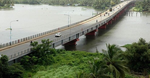 Kundannoor Bridge, Kochi